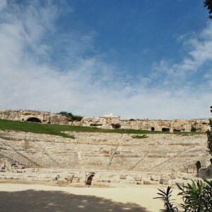 Foredrag om Sicilien og byvandringer i Siracusa